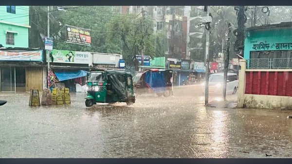 কক্সবাজারে ২৪ ঘণ্টায় ১০১ মিমি বৃষ্টি, আরও ভারী বর্ষণের আশঙ্কা
