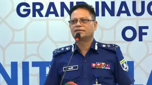 মাদকের টাকা না পেলে পুলিশকে অকার্যকর বলছেন সাংবাদিকরা: আইজিপি