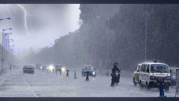 বঙ্গোপসাগরে ফের নিম্নচাপ, ৪ বিভাগে ভারি বর্ষণের আভাস