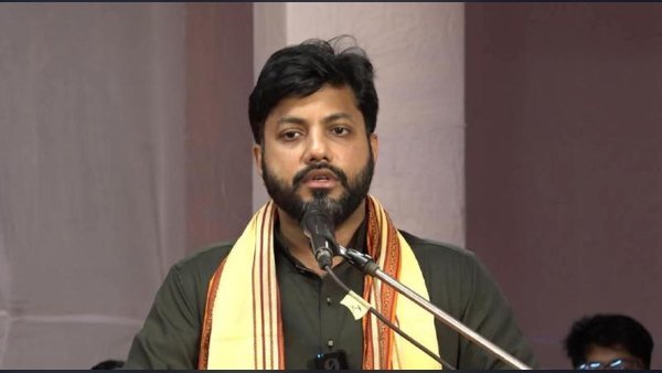 শেখ হাসিনার দেশে ফেরার ঘোষণা রাজনৈতিক ভাওতাবাজি: ইশরাক হোসেন