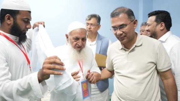 হেফাজত ইসলামকে সঙ্গে নিয়ে দেশ এগিয়ে নেওয়ার অঙ্গীকার প্রধানমন্ত্রীর