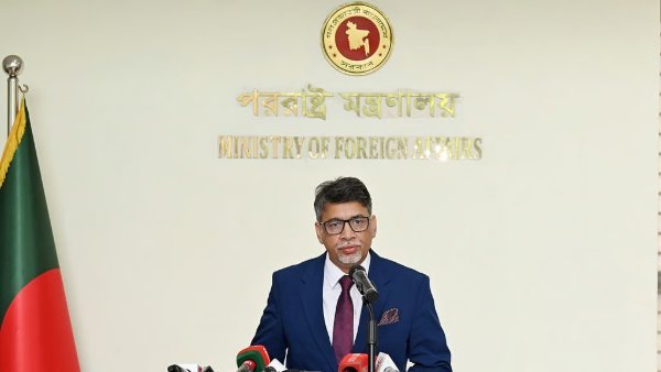 প্রধানমন্ত্রীর দিল্লি সফর নিয়ে ঢাকার দুই শর্ত, ভারতের জবাবের অপেক্ষায় সরকার
