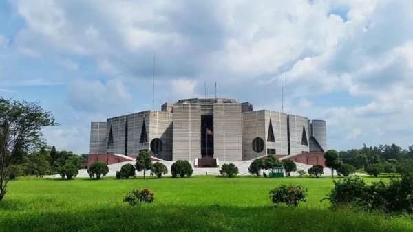 জানুয়ারিতে সংসদে উঠবে সংবিধান সংশোধন বিল, পাস হলেই হবে গণভোট