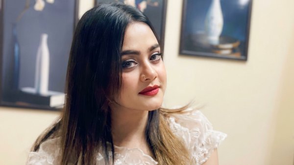 মডেল-উপস্থাপক তুলনার মৃত্যু, বিনোদন অঙ্গনে শোকের ছায়া
