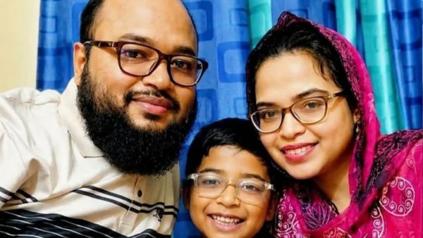উখিয়ায় রিসোর্টে আগুনে স্ত্রী-সন্তানসহ ৬ স্বজনকে হারালেন নূর আলম