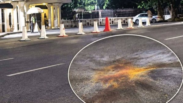 প্রধানমন্ত্রীর কার্যালয়ের সামনে ককটেল নিক্ষেপ, আটক ৩